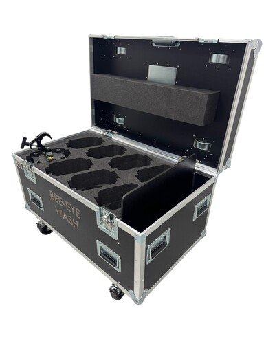 Flightcase for 8 x Bee-Eyee Wash Moving Head