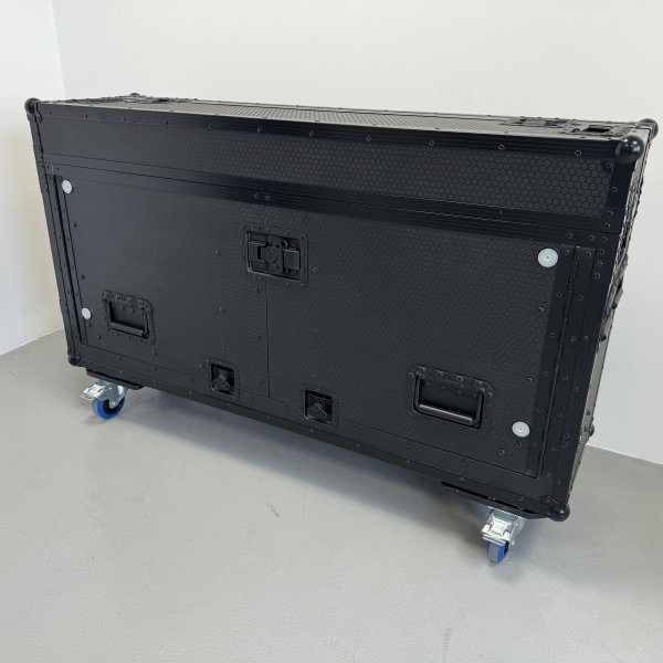 Flip Case for grandMA3 full-size console (Blackline)