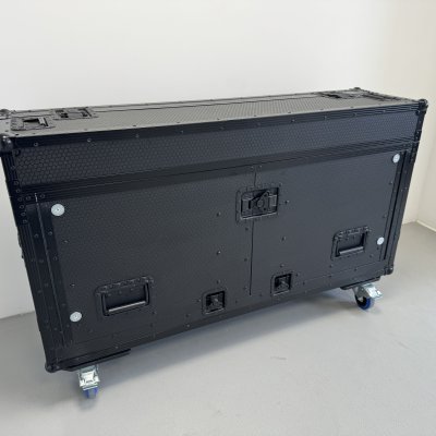 Flip Case for grandMA3 full-size console (Blackline)