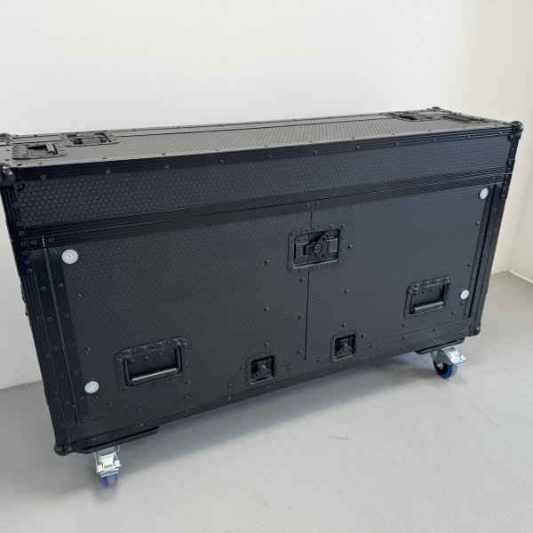 Flip Case for grandMA3 full-size console (Blackline)