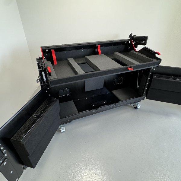 Flip Case for grandMA3 full-size console (Blackline)