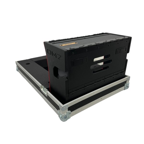 Yamaha DM7C two doors flightcase