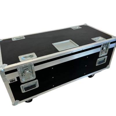 Flightcase for 8 or 12 x Cameo Zenit W300