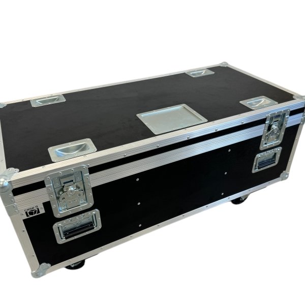 Flightcase for 8 or 12 x Cameo Zenit W300