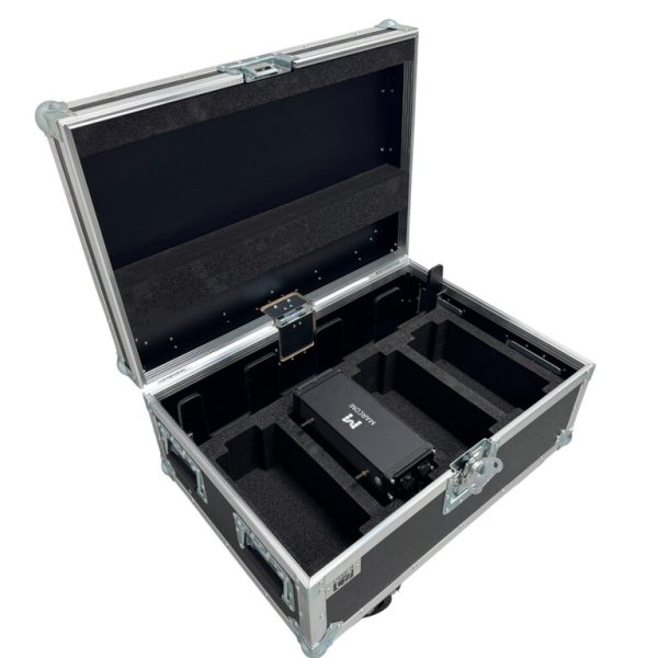 Flightcase for 4 x Marconi Apollo (12X18W)