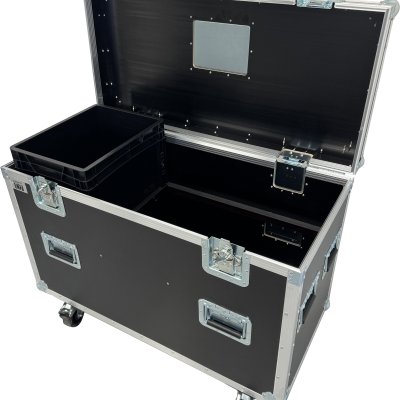 Flightcase housebox with 3xEU Boxes