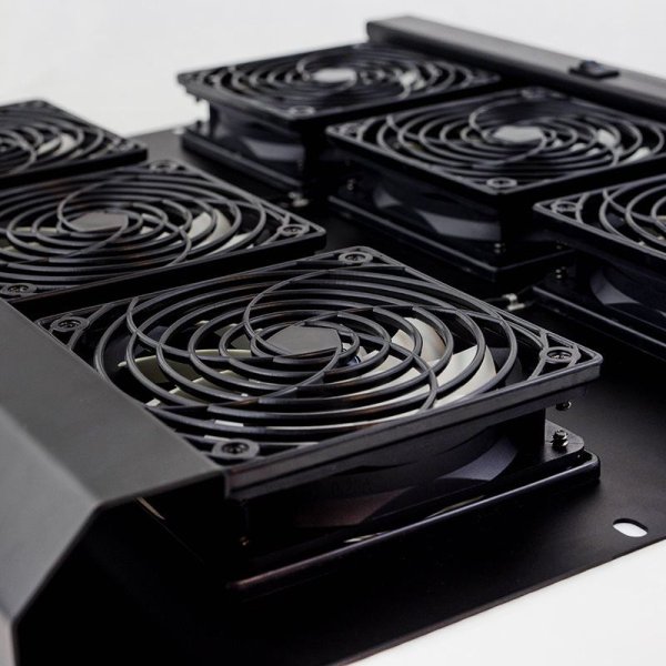 Ultra-quiet 6 Fan Tray for Server Enclosures