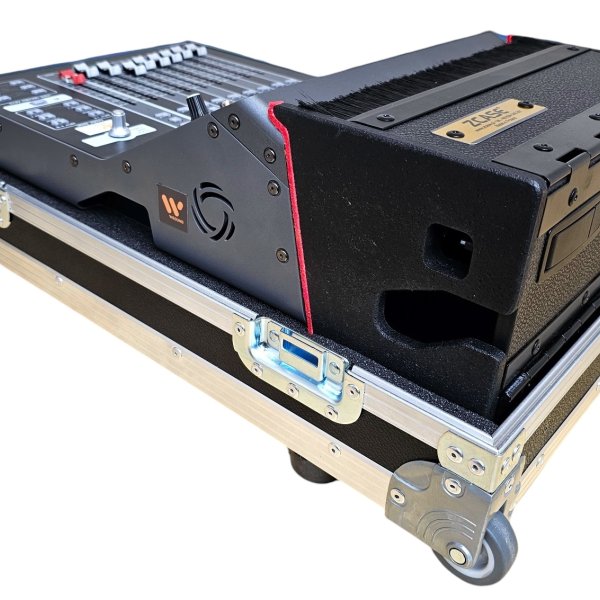Flightcase for Yamaha DM3 with trolly