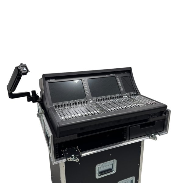 3Door Flightcase for Yamaha DM7 mixer