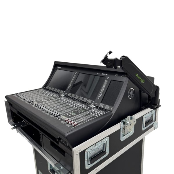 3Door Flightcase for Yamaha DM7 mixer