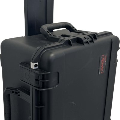 SKB flyrack with 4unit rack