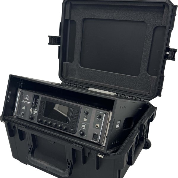 SKB flyrack with 4unit rack