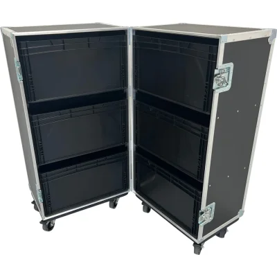 Roadcase with 6 EU Boxes