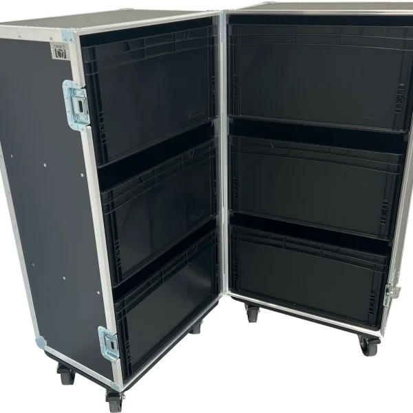 Roadcase with 6 EU Boxes