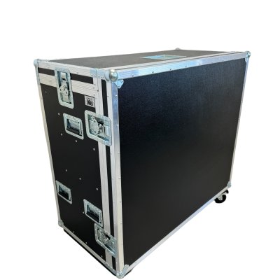 Hospitality case with drawers