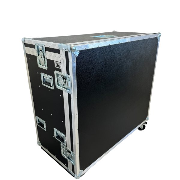 Hospitality case with drawers