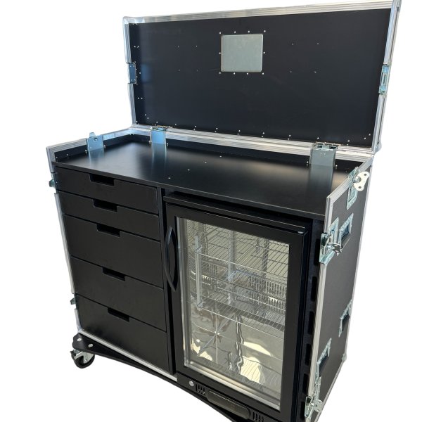 Hospitality case with drawers