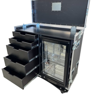 Hospitality case with drawers